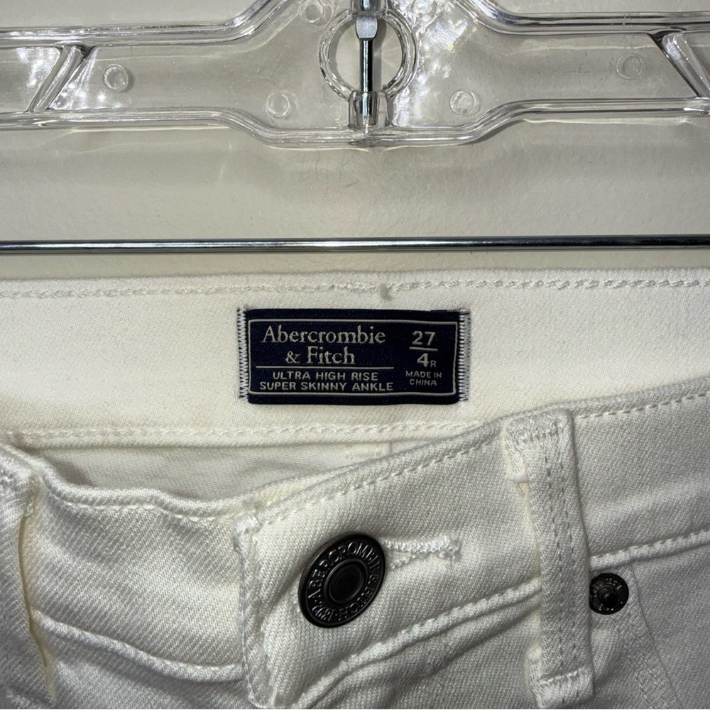 Abercrombie & Fitch White Distressed Ultra High Rise Super Skinny Ankle Jeans - Picture 5 of 6
